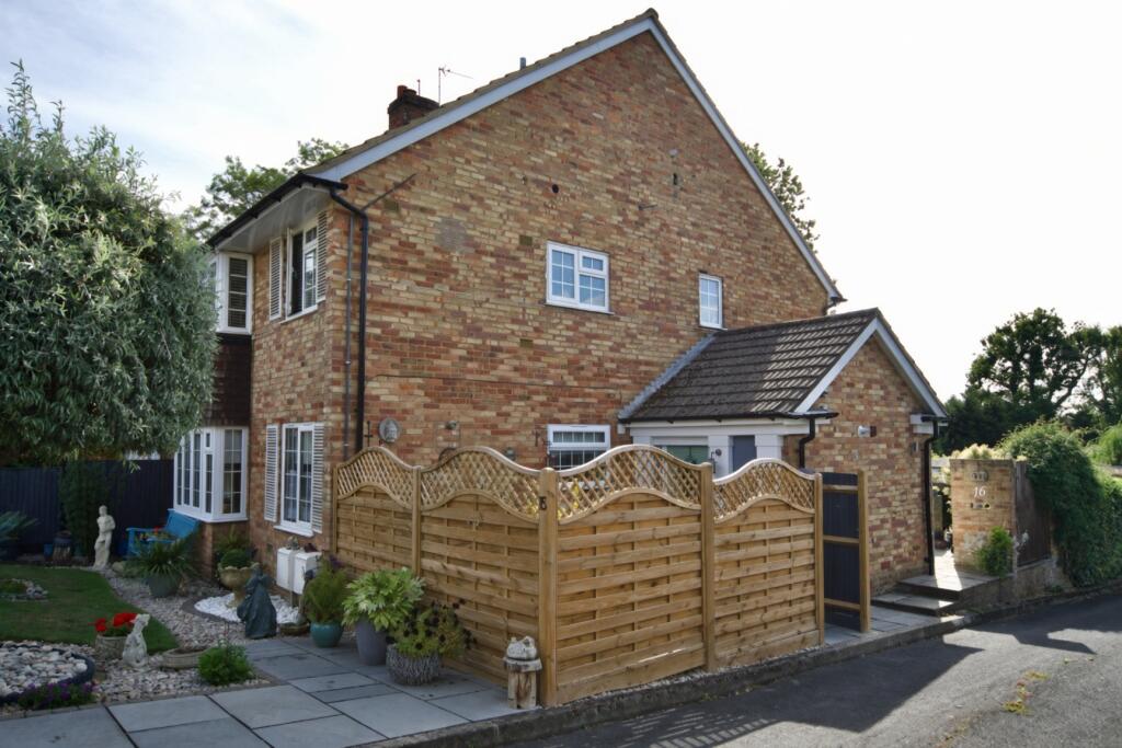 Main image of property: Faringford Close, Potters Bar, Hertfordshire