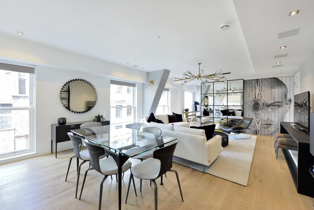 Main image of property: Essex Street WC2R, EPC:C