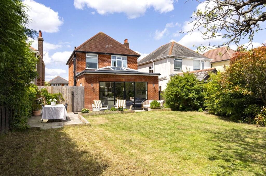 House in Poole, Oakdale - View 2