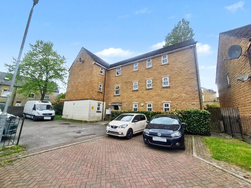 Main image of property: Spinners Close, Halifax, West Yorkshire, HX1