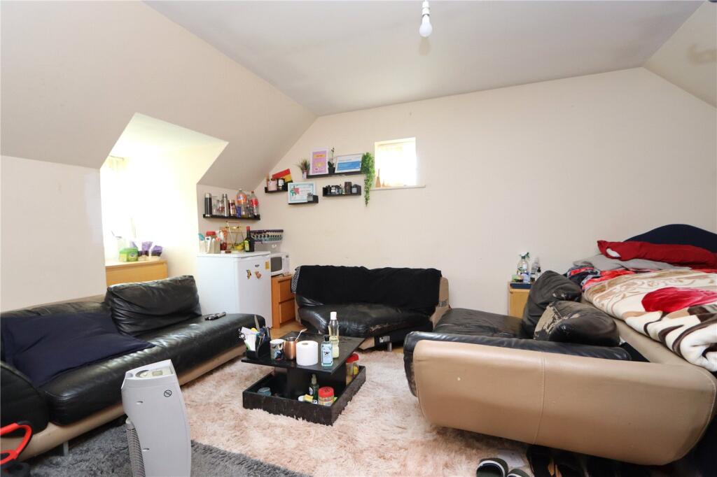 Kidderminster Walk, Broughton, MK10 - View 5
