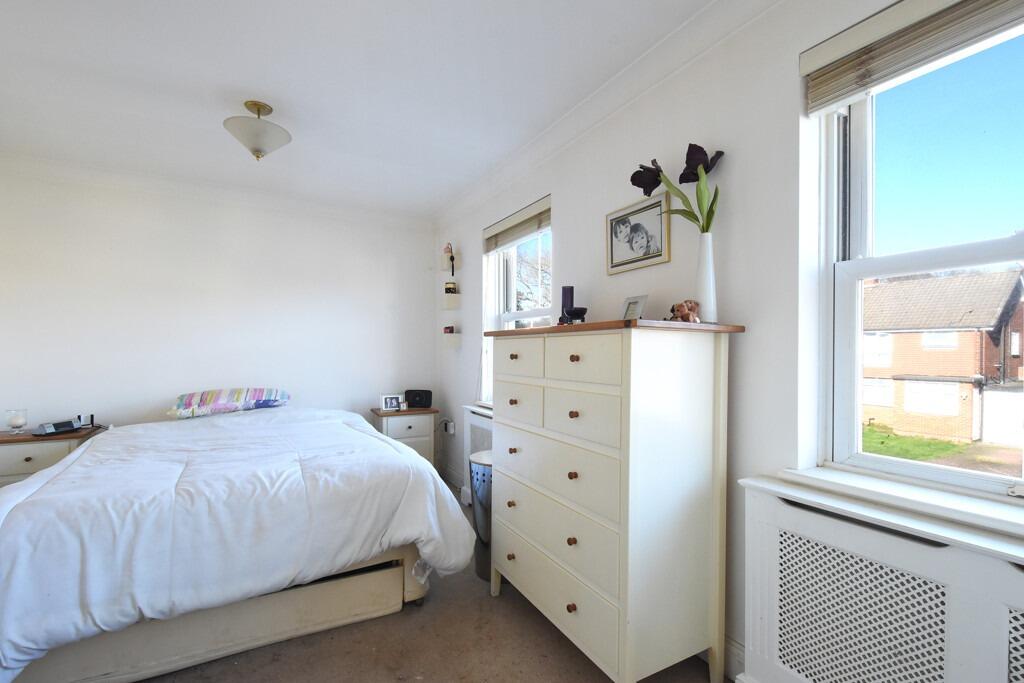 House in Bromley - View 5
