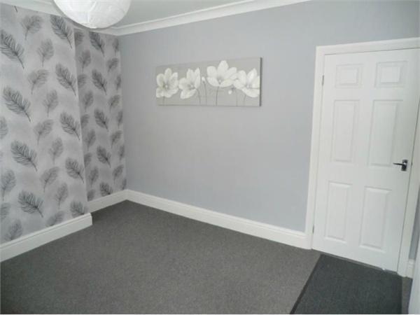 House in Nottingham - View 2