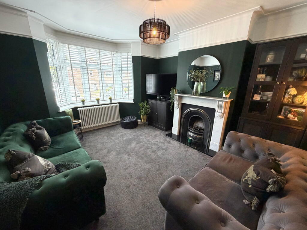 A Beautiful & Extended Home In A Sought After Darland Location!! photo 4