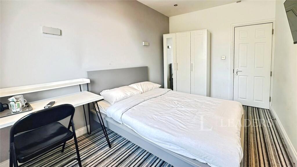 Main image of property: High Town Road, Luton, Bedfordshire, LU2