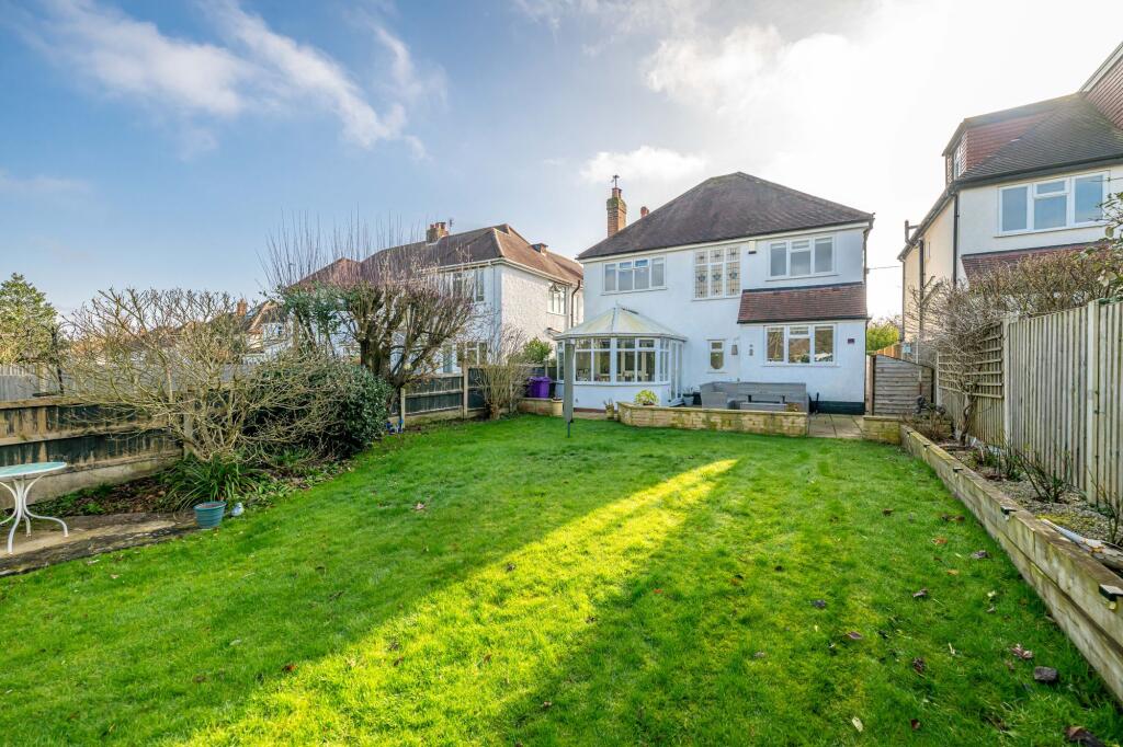 28, Knights Avenue, Wolverhampton, WV6 photo 3