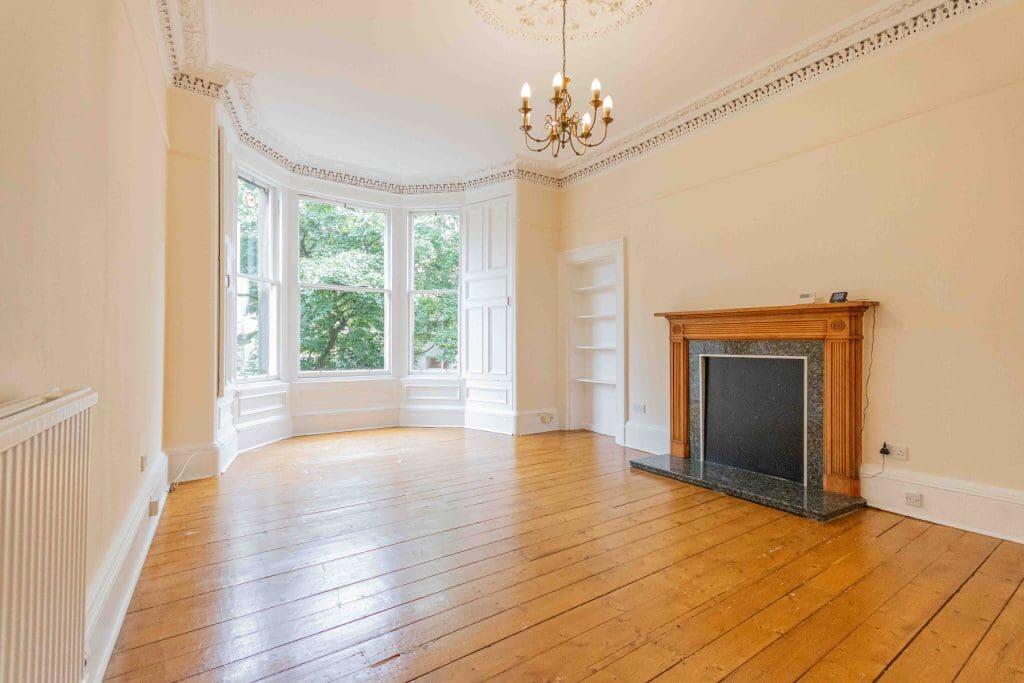 Main image of property: 3090L Gillespie Crescent, Edinburgh, EH10 4HX