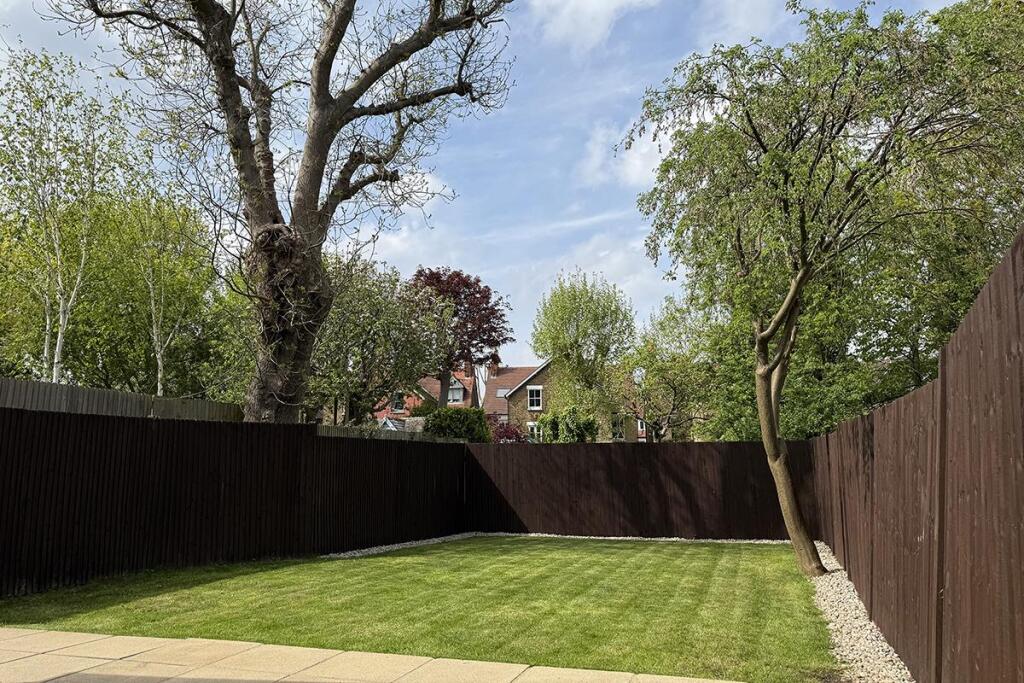 Apartment in London, Denmark Hill, East Dulwich - View 3