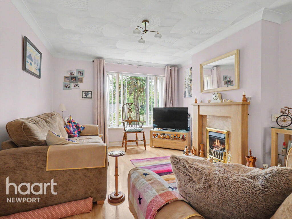 Horrocks Close, Newport photo 3
