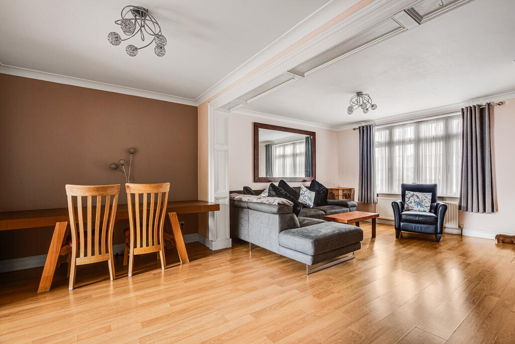 House in London - View 4
