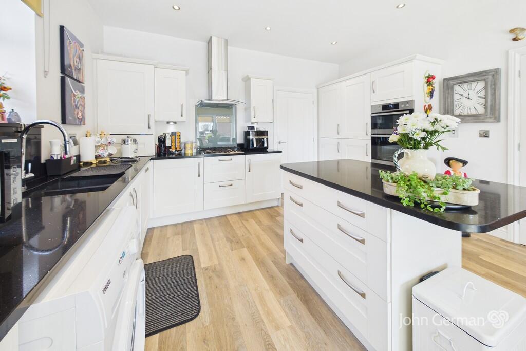House in North West Leicestershire, Measham - View 3