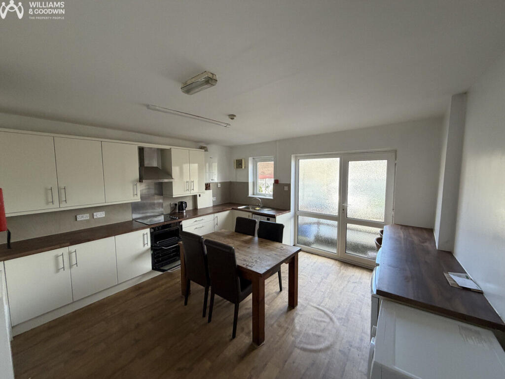 House in Llandudno - View 4