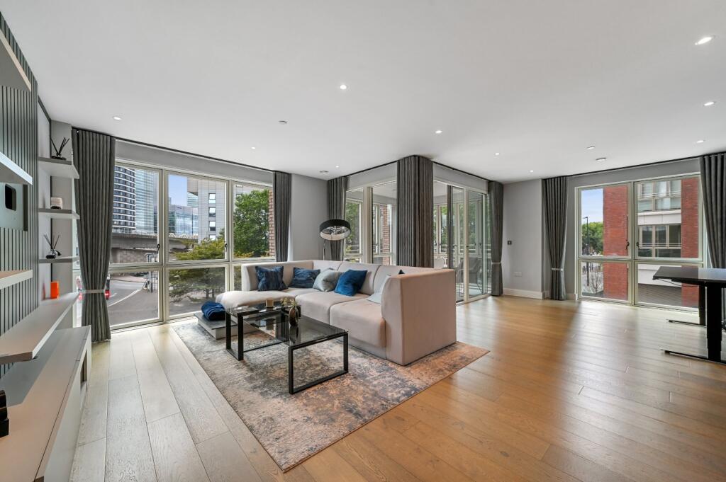 Main image of property: Royal Captain Court, 26 Arniston Way, Blackwall, London, E14