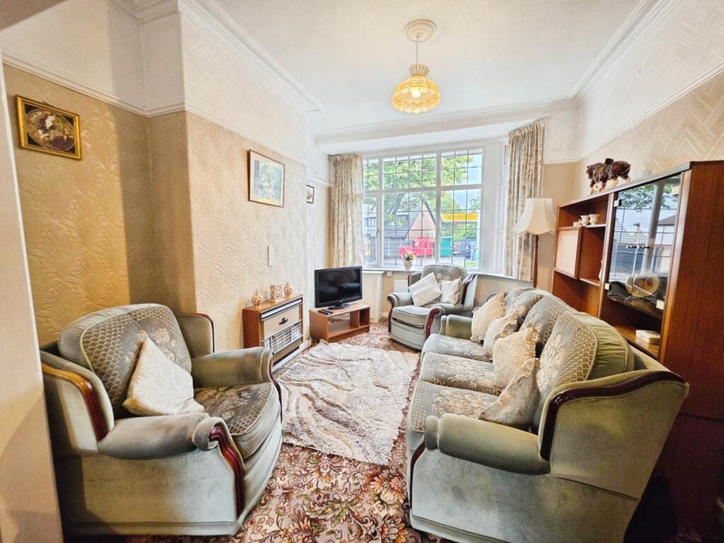 House in Stoke-on-Trent - View 4