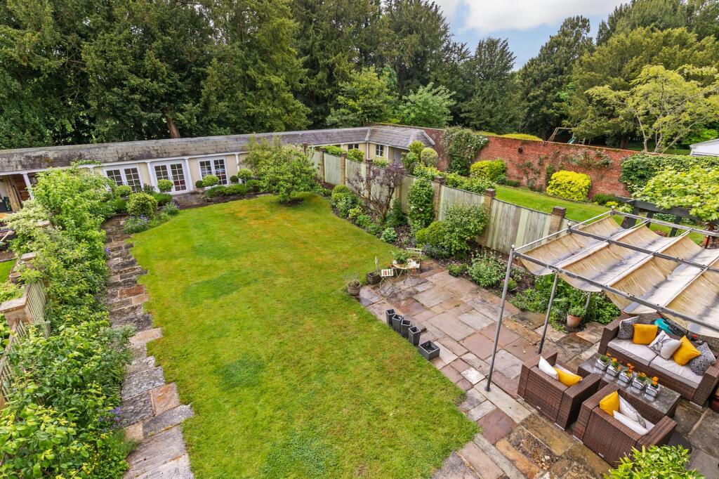 Property photo 11