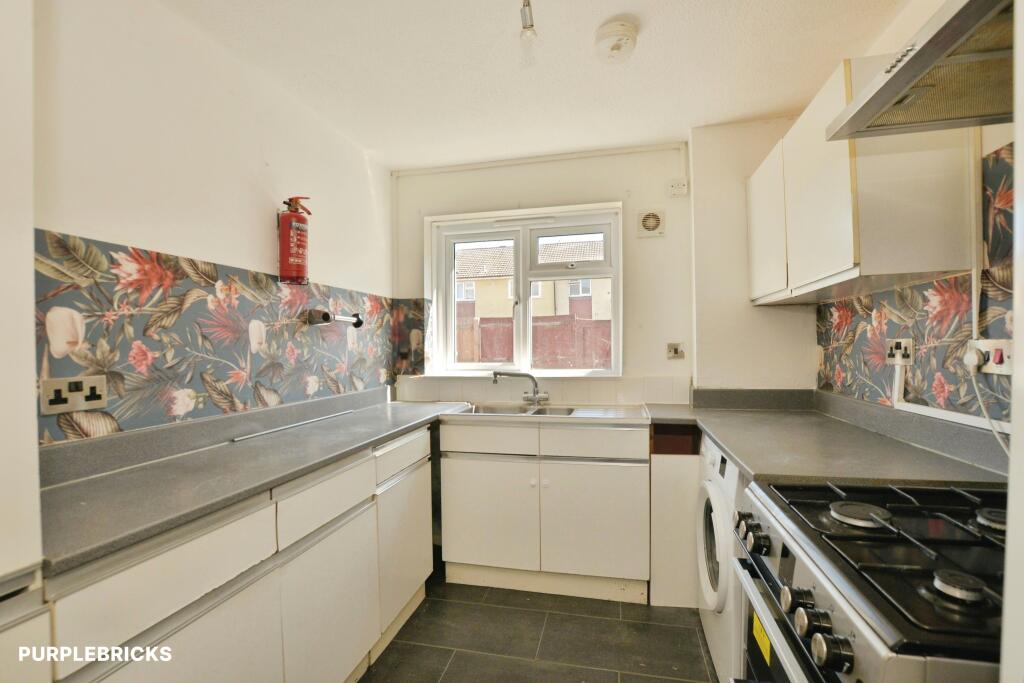 House in Tonbridge - View 3