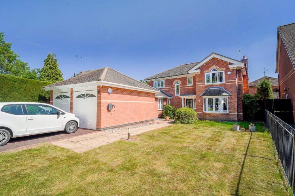 Main image of property: Saxondale Drive, Radcliffe-on-Trent, Nottingham, Nottinghamshire, NG12