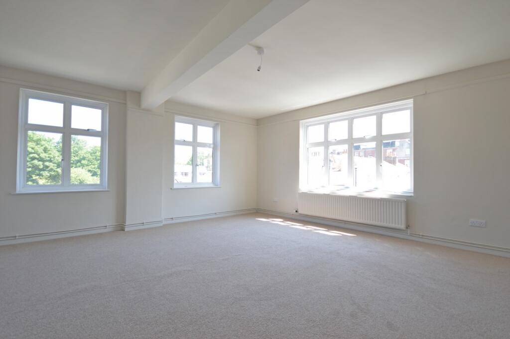 Apartment in Chichester - View 4