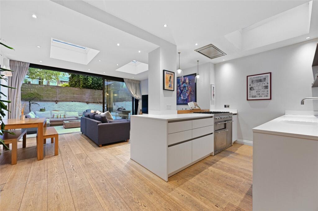 Main image of property: Melrose Gardens, London, W6