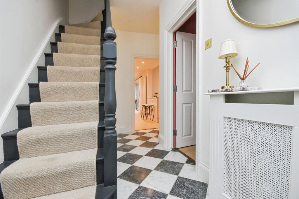 House in Chelmsford - View 2