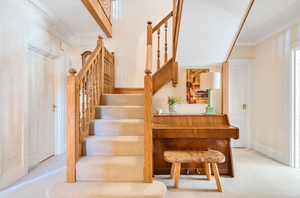 House in Salisbury, Amesbury - View 4