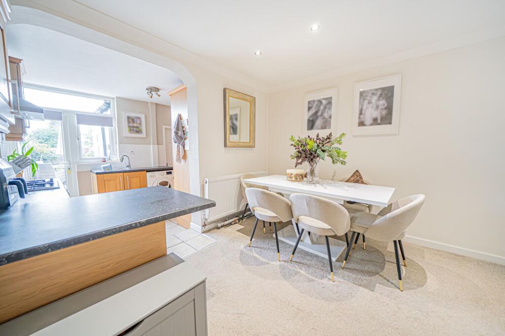 Additional image 5 of Lugtrout Lane, Catherine-De-Barnes, B91