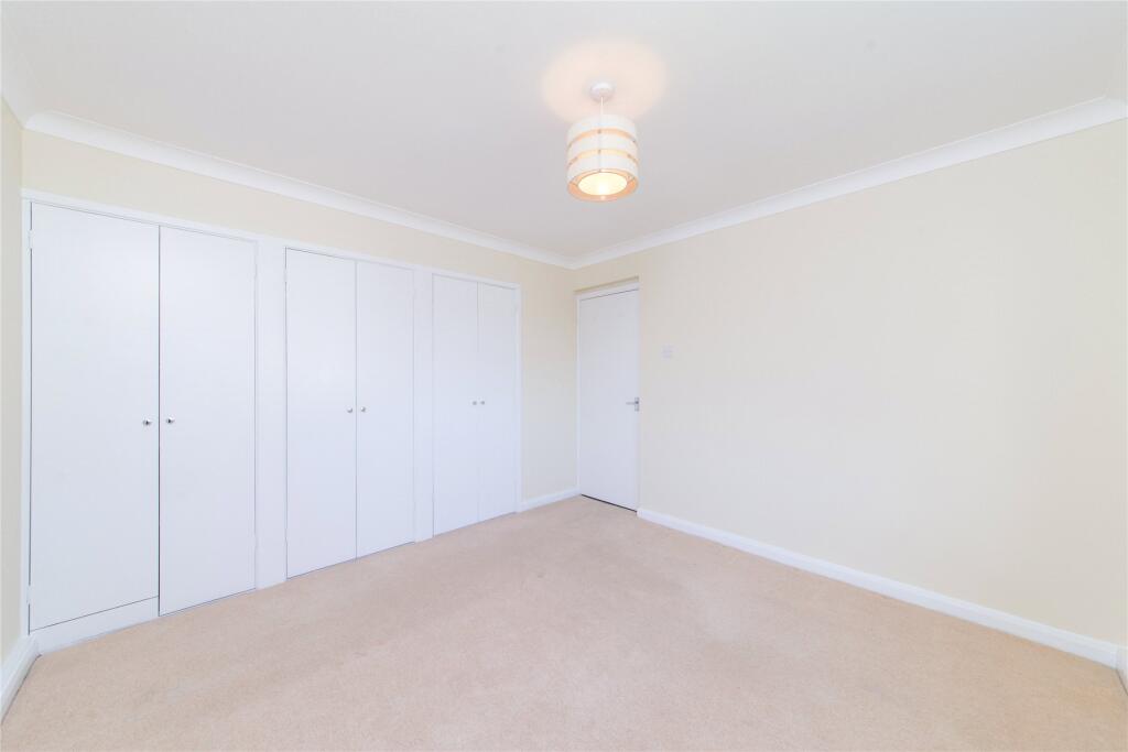 Apartment in London, Royal Borough of Kingston upon Thames - View 5