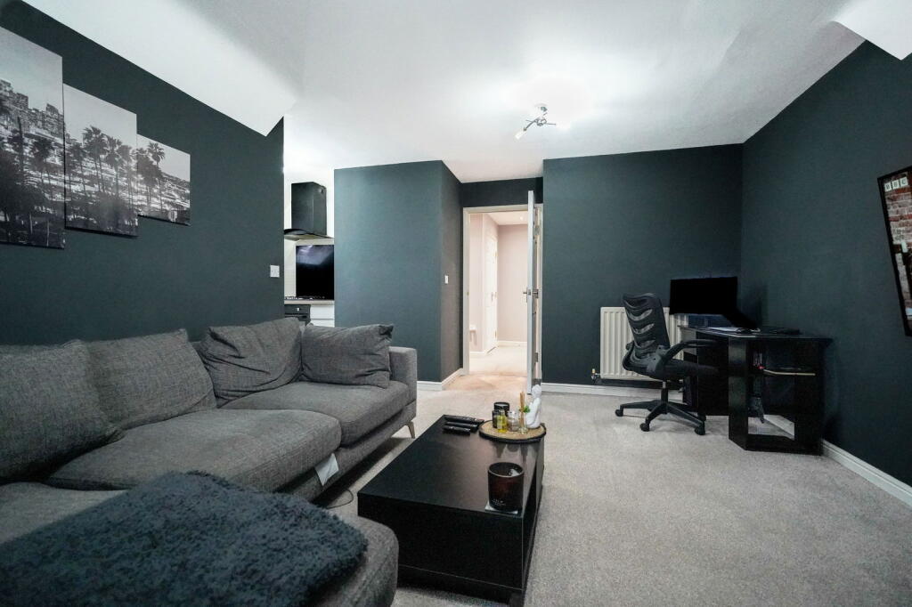 Additional image 4 of Eversleigh Court, Aqueduct Road, Shirley