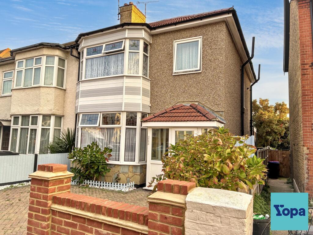 3-bed semi-detached on York Road, Southend-on-sea, SS1, £499,999