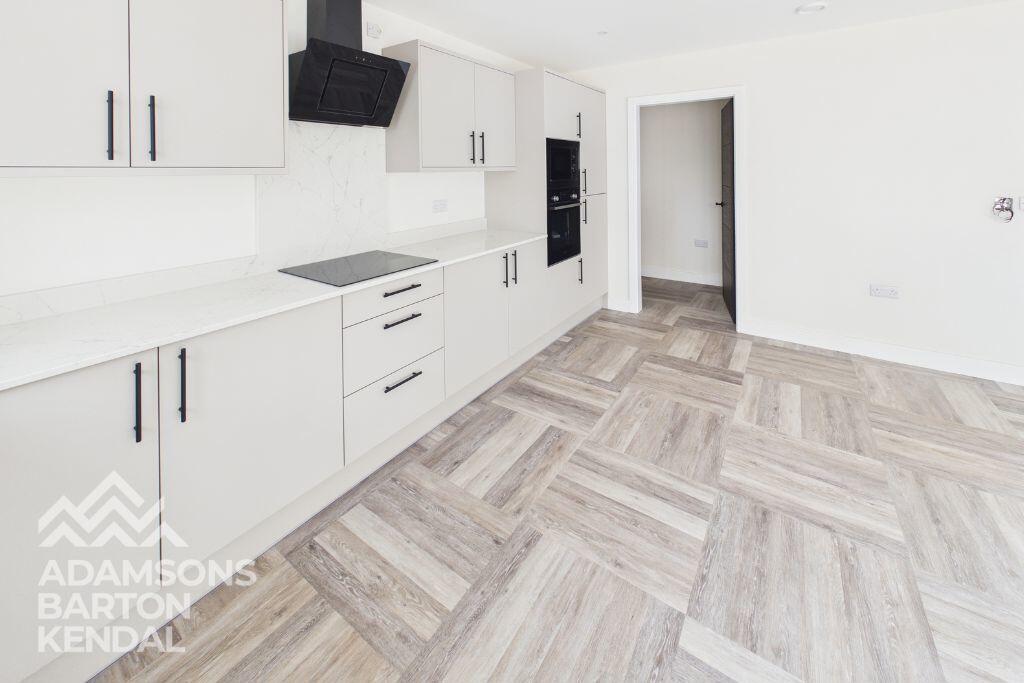 2a Arnside Drive, Bamford, OL11 photo 4