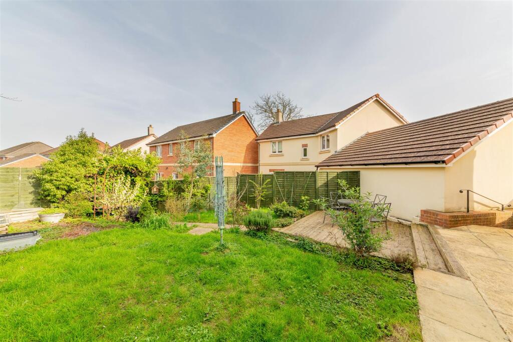 House in Bristol, Cribbs Causeway, Almondsbury - View 4