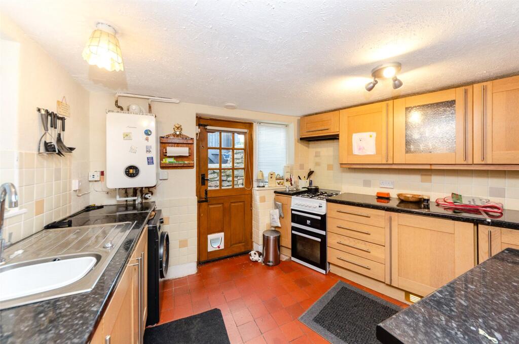 Miners Lane, Old Colwyn, Colwyn Bay, Conwy, LL29 photo 2