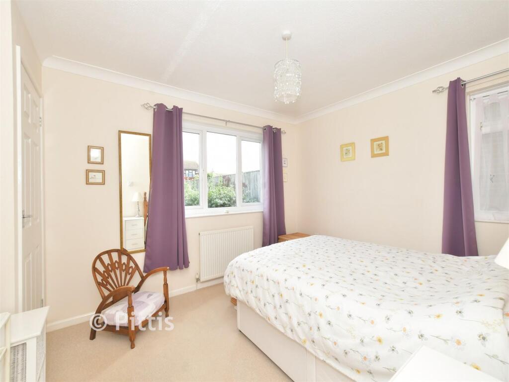 House in Portsmouth - View 5