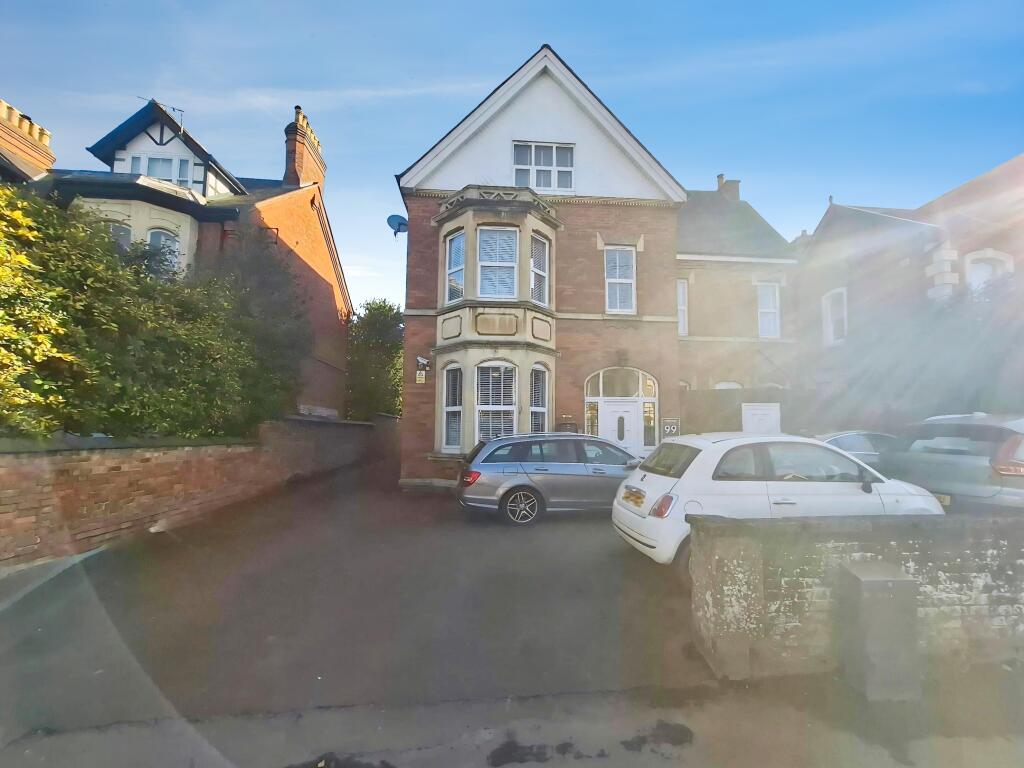 Main image of property: 99 Bath Road, Swindon, Wiltshire