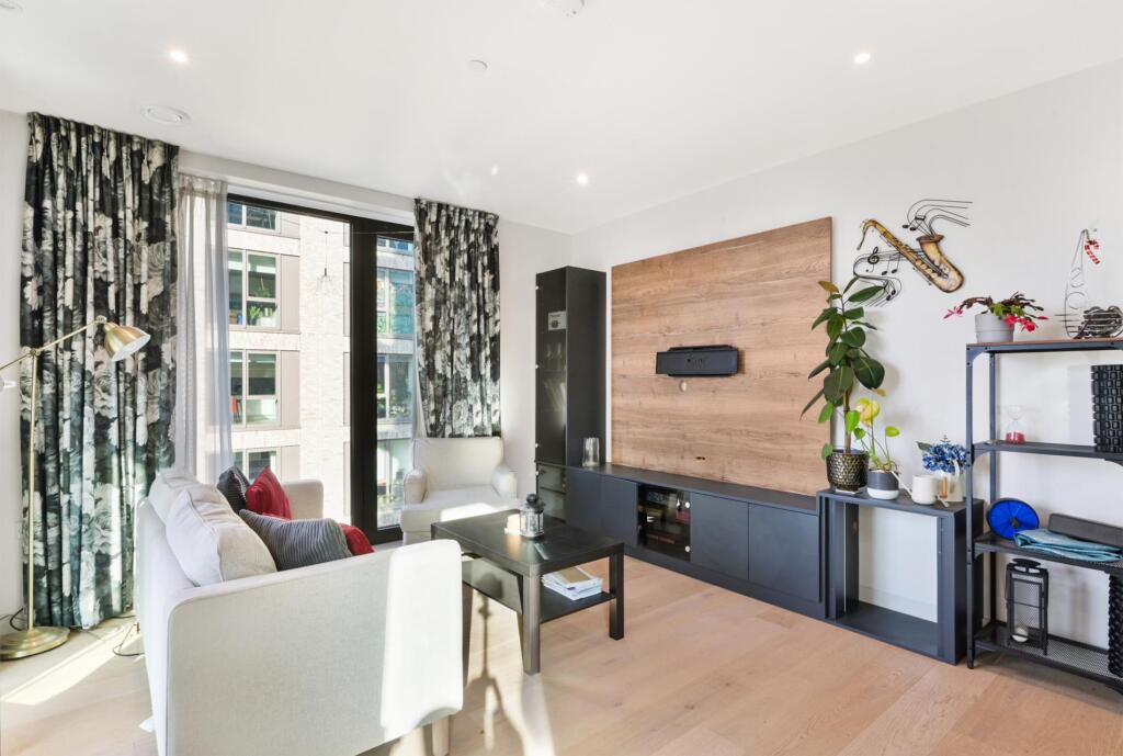 Apartment in London - View 5