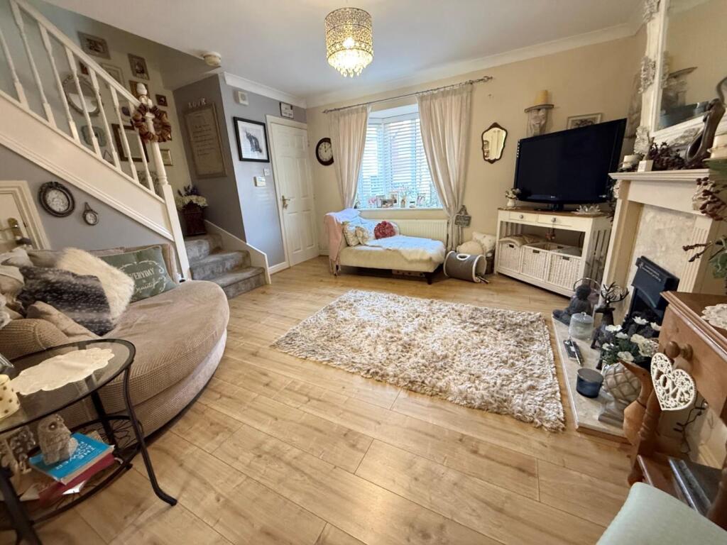 Quintonside, Grange Park, Northampton photo 3