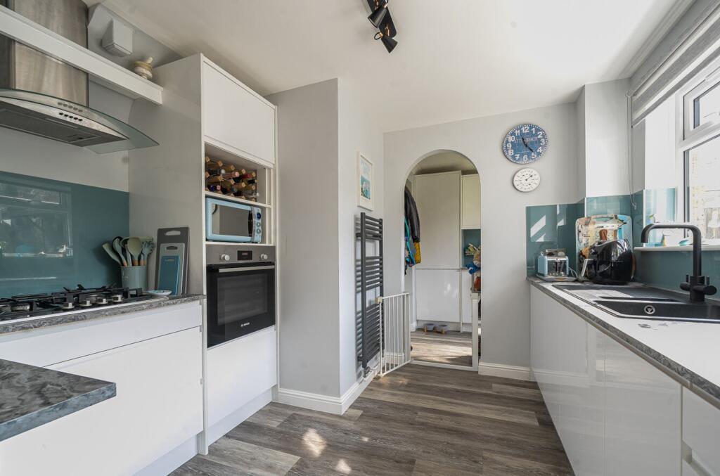 Jones Square, Selsey, PO20 - View 6