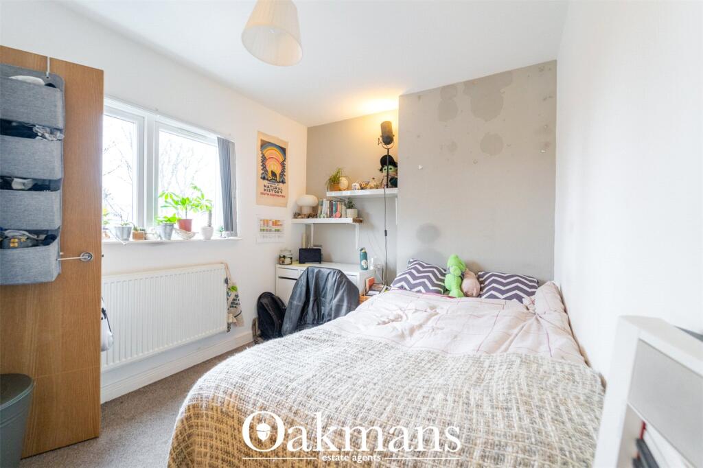 6 bedroom house for rent