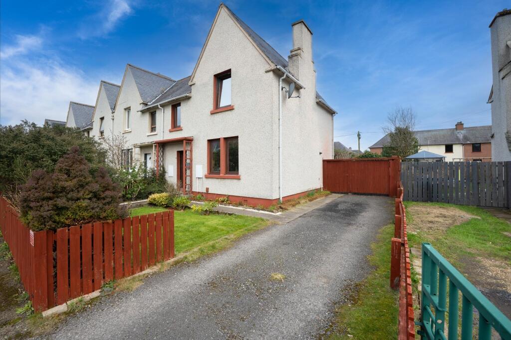 Main image of property: 19 Laurel Avenue, Dalneigh, Inverness. IV3 5RP