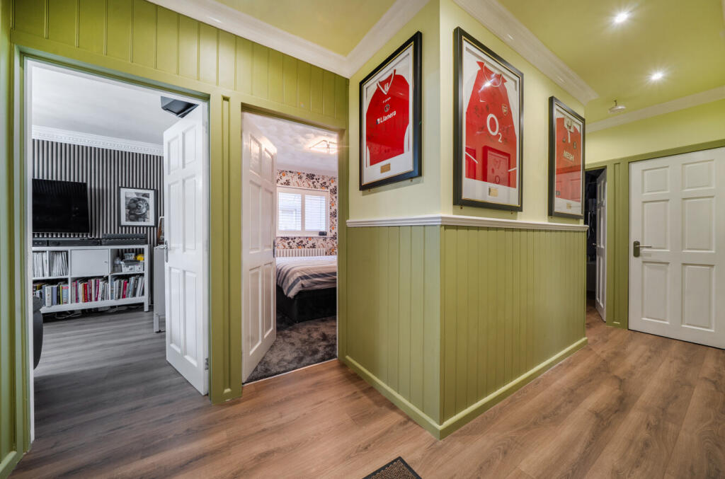 Apartment in Dartford - More