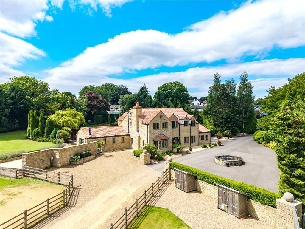Lowfield Farm, Aberford Road, Barwick In Elmet, Leeds, West Yorkshire