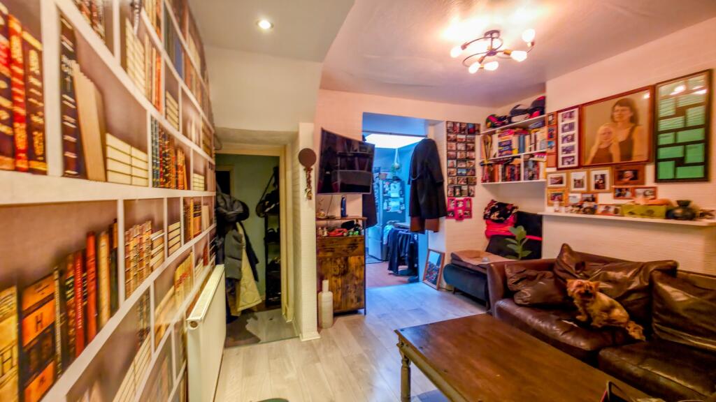 Crescent Road, Woolwich, London, SE18 photo 2