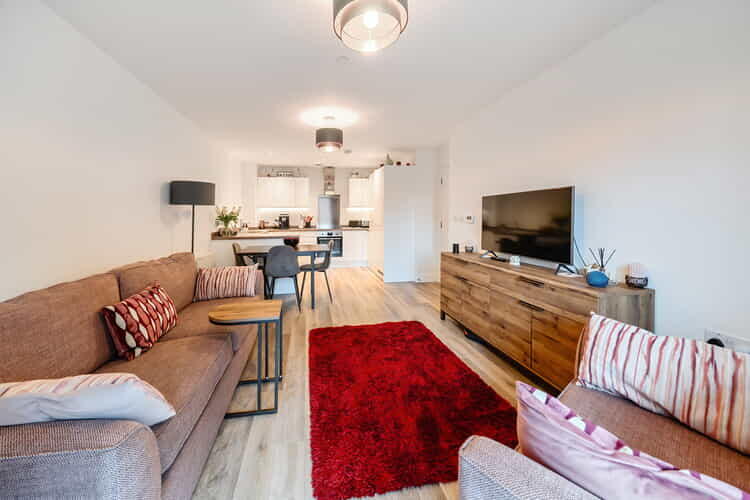 Apartment in Bracknell - View 5
