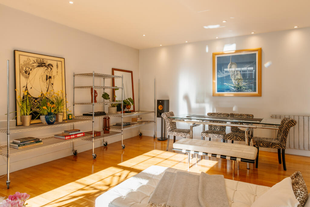 House in London - View 5
