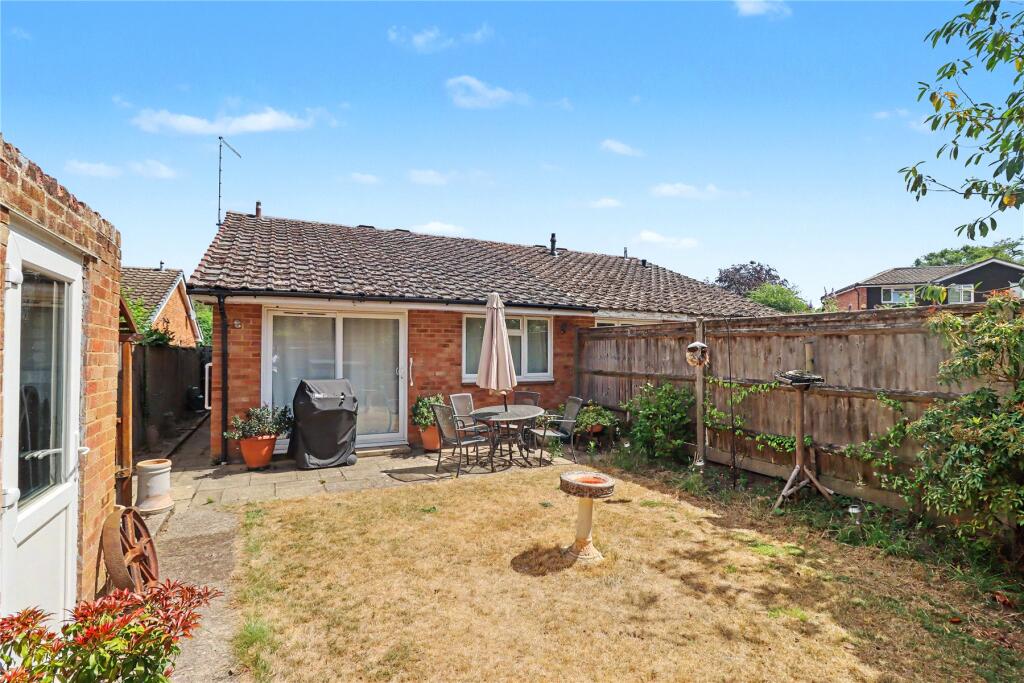 House in Woking, Surrey - More