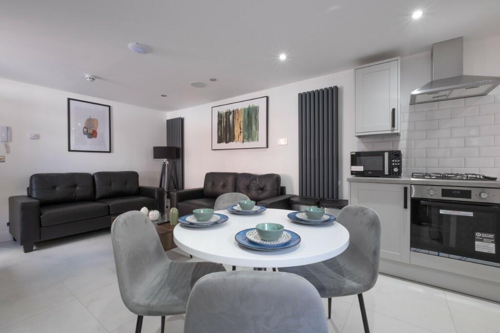 House in Lincoln, New Boultham - View 3