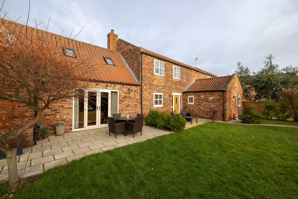 Main image of property: Manor Farm, Asselby, DN14 7HE