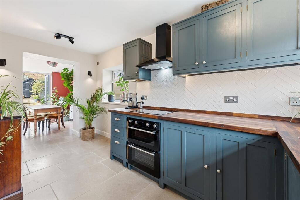 House in Derbyshire Dales, Bakewell - View 6