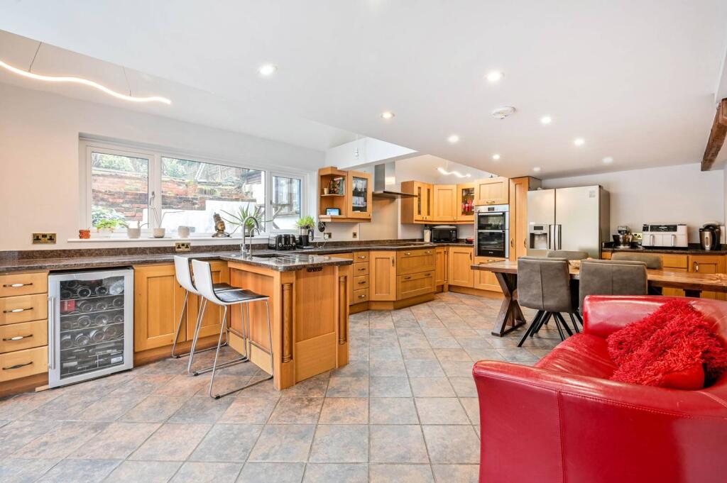 Main image of property: Aldershot Road, Guildford, Worplesdon, GU3