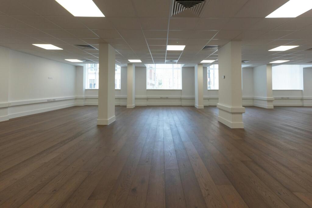 Office 10-12 photo 2.jpg